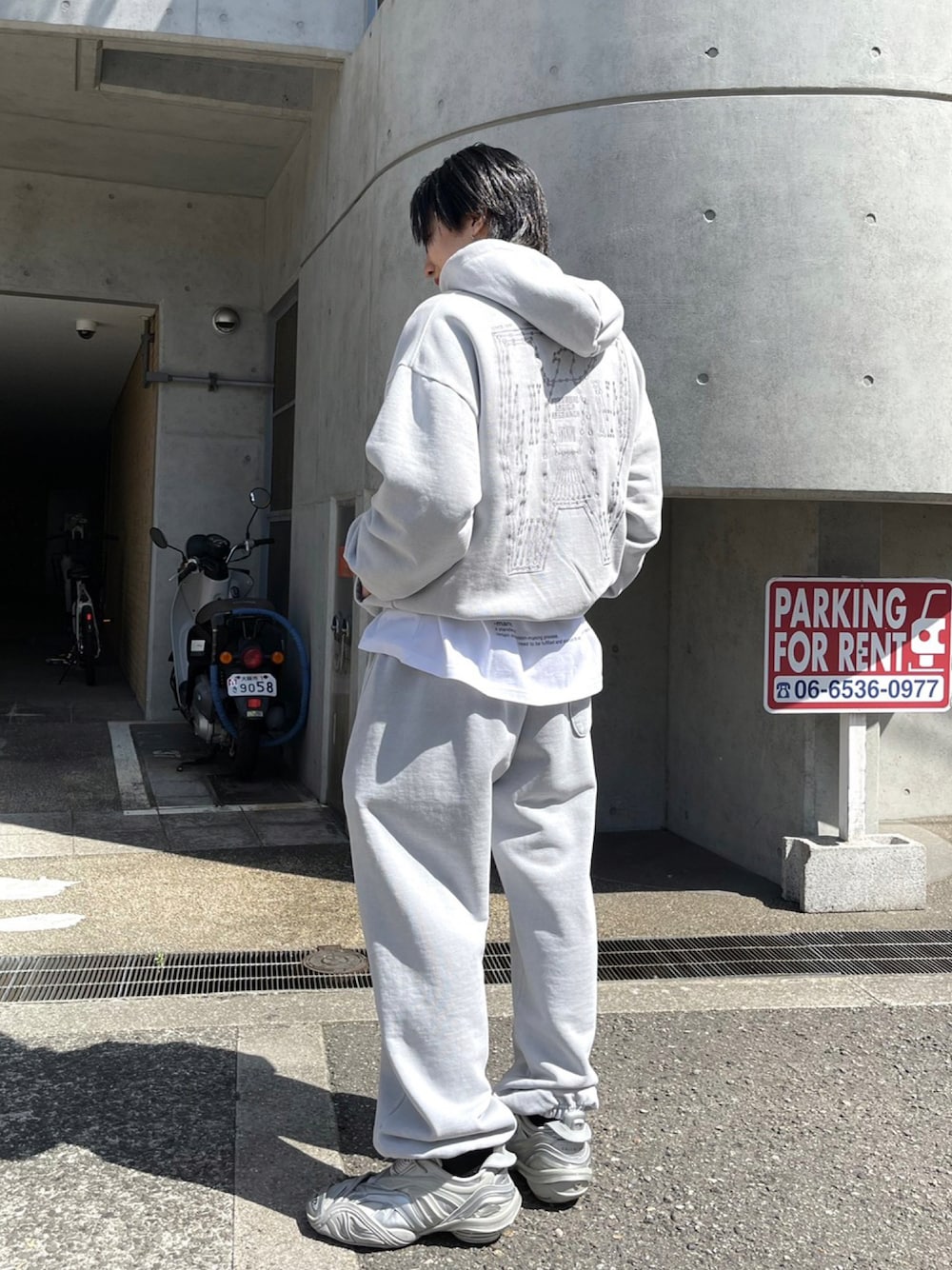 STEP´N X HypeSaints グレー スウェットシャツ