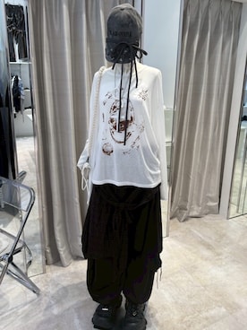 「秋服」｜「アイテム（帽子）」を使った、Never mind the XU / Chikashitsu+さん（レディース・160cm）の秋コーディネート