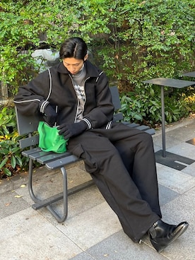 「Chikashitsu +（チカシツプラス）のアイテム（スウェットパンツ）」を使った、Never mind the XU / Chikashitsu+さん（メンズ・175cm）の冬コーディネート