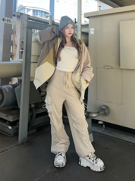 「AJOBYAJO（アジョバイアジョ）のアイテム（トップス）」を使った、Never mind the XU / Chikashitsu+さん（レディース・153cm）の秋コーディネート