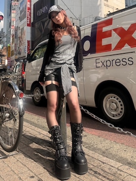「EYEER（イワイイアル）のアイテム」を使った、Never mind the XU / Chikashitsu+さん（レディース・153cm）の春コーディネート