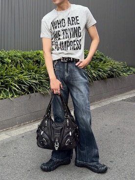 「Chikashitsu +（チカシツプラス）の【Chikashitsu +】graphics slub cropped tee / 【チカシツプラス】グラフィックスラブクロップド半袖Tシャツ（Tシャツ/カットソー、グレー系）」を使った、Never mind the XU / Chikashitsu+さん（メンズ・171cm）の夏コーディネート