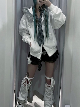 「アイテム（レッグウォーマー）」を使った、Never mind the XU / Chikashitsu+さん（レディース・165cm）の秋コーディネート