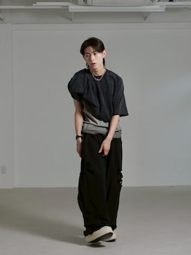 「Chikashitsu +（チカシツプラス）のアイテム（スウェットパンツ）」を使った、Never mind the XU / Chikashitsu+さん（メンズ・177cm）の夏コーディネート