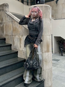 「GATELESS（ゲートレス）のアイテム」を使った、Never mind the XU / Chikashitsu+さん（レディース・160cm）の冬コーディネート