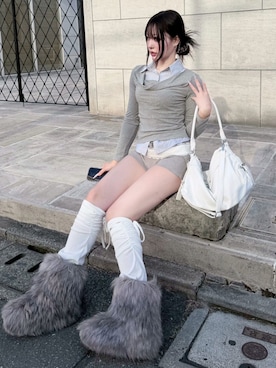 「Never mind the XU / Chikashitsu+（ネバーマインド ザ エックスユー / チカシツプラス）の【nmtc+】2way belt vintage shoulder Bag / 【エヌエムティーシープラス】ツーウェイベルトビンテージショルダーバッグ（ショルダーバッグ、ホワイト系）」を使った、Never mind the XU / Chikashitsu+さん（メンズ・167cm）の春コーディネート