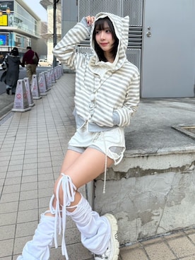 「Never mind the XU / Chikashitsu+（ネバーマインド ザ エックスユー / チカシツプラス）の【nmtc+】border horn zip up hoodie / 【エヌエムティーシープラス】ボーダーツノジップアップパーカー（パーカー、グレー系）」を使った、Never mind the XU / Chikashitsu+さん（メンズ・167cm）の春コーディネート