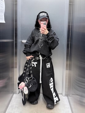 「アイテム（キャップ）」を使った、Never mind the XU / Chikashitsu+さん（レディース・152cm）の秋コーディネート