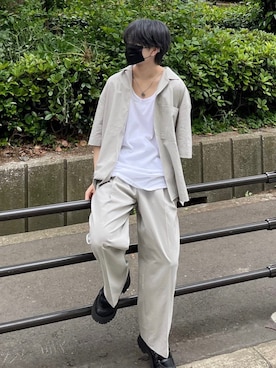 「Chikashitsu +（チカシツプラス）のアイテム（スラックス）」を使った、Never mind the XU / Chikashitsu+さん（メンズ・170cm）の夏コーディネート