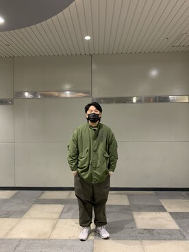 「Sourcream（サワークリーム）のアイテム（ミリタリージャケット）」を使った、OOTD Dwightさん（メンズ・176cm）の冬コーディネート