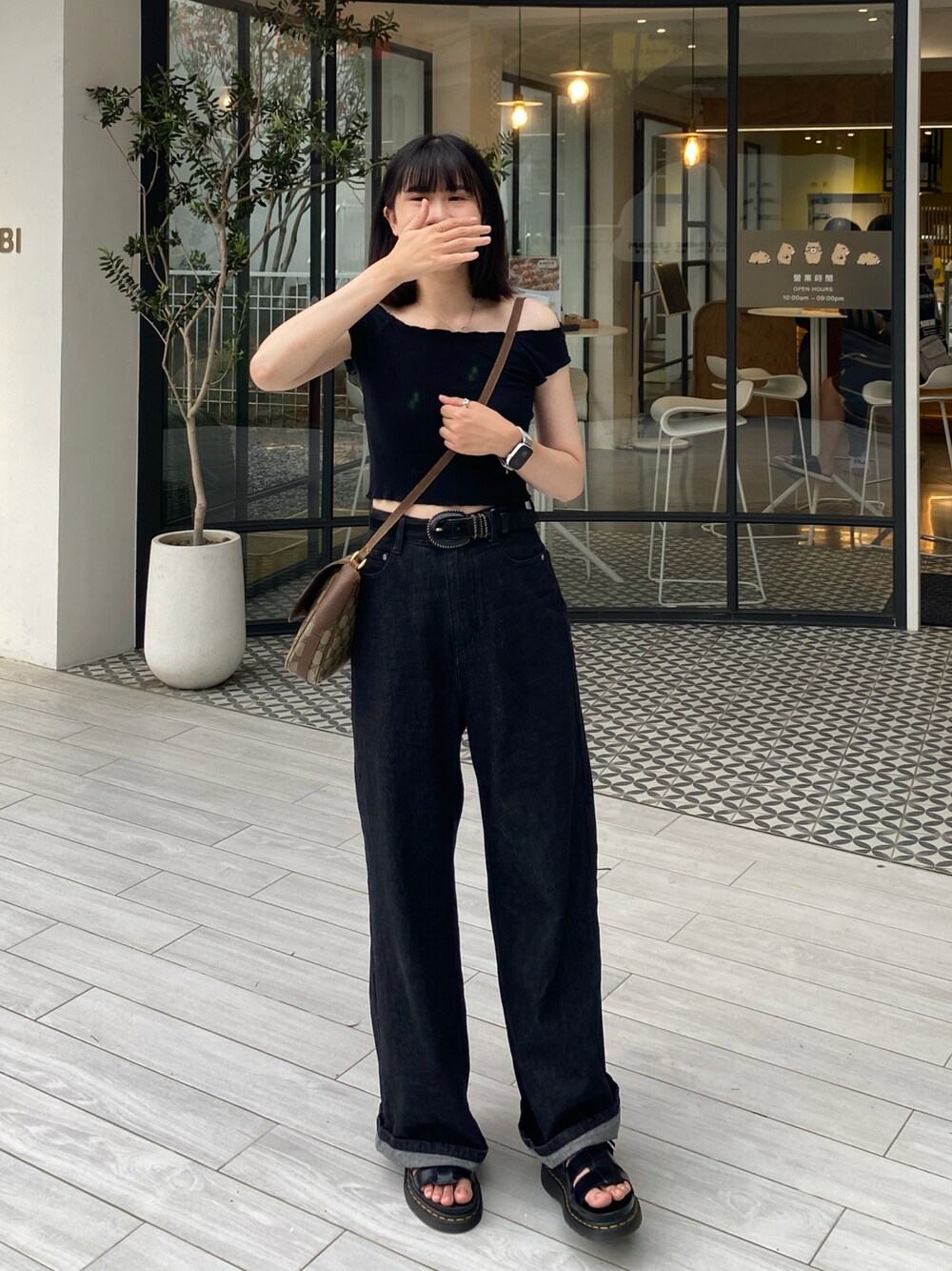 Dr.Martens MACKAYE HDW BLACK UK5 サンダル Dr.Martens】サンダルMACKAYE HDW 黒UK5