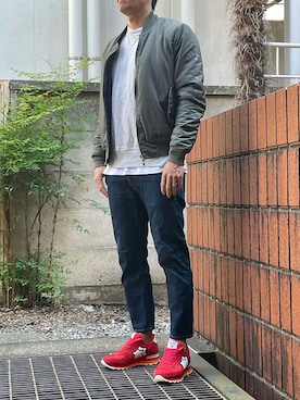 「赤スニーカー」｜アトランティックスターズさん（メンズ・180cm）の秋コーディネート