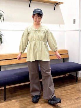 「GLOBAL WORK（グローバルワーク）のGOODデニムイージー綿麻パンツ/634610（デニムパンツ、ブラウン系）」を使った、manayan0602さん（レディース）の春コーディネート