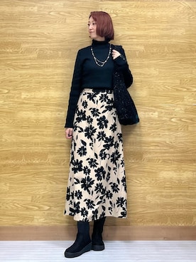 「アイテム（スカート、グリーン系）」を使った、もすさん（レディース・170cm）の冬コーディネート