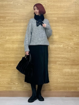 「アイテム（ストール/ショール）」を使った、もすさん（レディース・170cm）の秋コーディネート