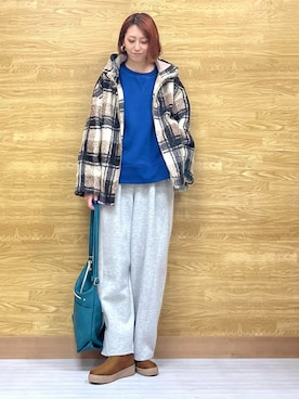 「Cutie Blonde（キューティーブロンド）のアイテム」を使った、もすさん（レディース・170cm）の冬コーディネート