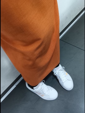 「adidas（アディダス）の【adidas】アディダス GRANDCOURT 3.0J（グランドコート 3.0J）（Sneakers、ホワイト系）」を使った、parade豊洲さん（レディース・161cm）の冬コーディネート