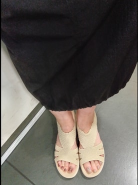 「SKECHERS（スケッチャーズ）の【SKECHERS】スケッチャーズ SLIP-INS:PARALLEL LITE - SUMMER INVITE（スリップインズ：パラレル ライト - サマー インバイト）120012（サンダル、ベージュ系）」を使った、parade豊洲さん（レディース・161cm）の春コーディネート