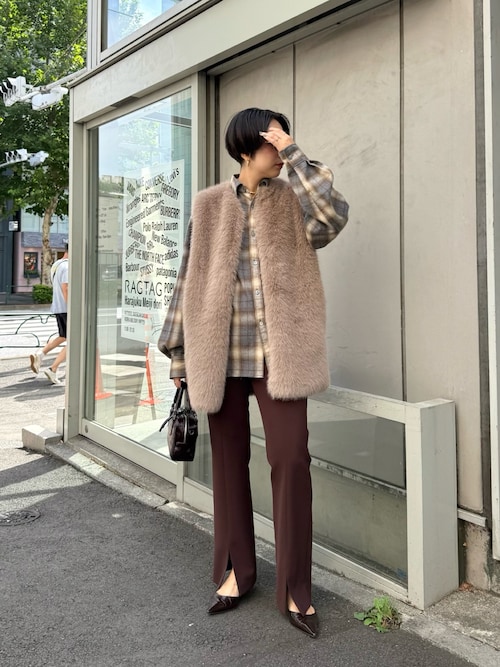 THE PAUSE】フェイクファークルーネックジレ（ベスト）｜THE