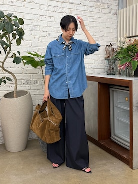 「アイテム（財布/小物）」を使った、AZUMIさん（レディース・160cm）の秋コーディネート