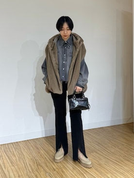 「アイテム（チョーカー）」を使った、AZUMIさん（レディース・160cm）の秋コーディネート