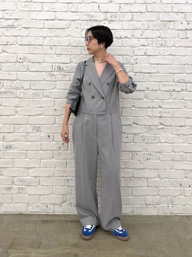 「アイテム（つなぎ/オールインワン）」を使った、AZUMIさん（レディース・160cm）の秋コーディネート