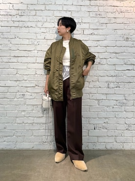 「Whim Gazette（ウィムガゼット）の【Hoaw.】バロックパールピアス（ピアス（両耳用））」を使った、AZUMIさん（レディース・160cm）の夏コーディネート
