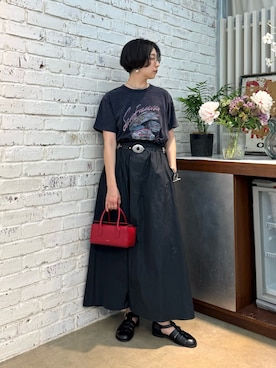 「Whim Gazette（ウィムガゼット）の【Hoaw.】グルカサンダル（サンダル、ブラック系）」を使った、AZUMIさん（レディース・160cm）の春コーディネート