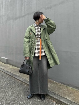 「アイテム（モッズコート）」を使った、AZUMIさん（レディース・160cm）の秋コーディネート