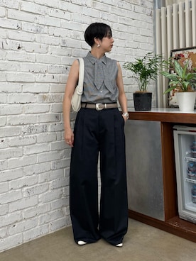 「Whim Gazette（ウィムガゼット）の【Drawing Numbers】スクエアバックルベルト（ベルト、ベージュ系）」を使った、AZUMIさん（レディース・160cm）の春コーディネート
