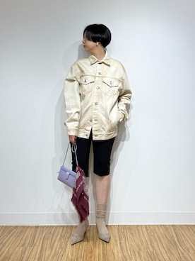 「Whim Gazette（ウィムガゼット）のサンフェードデニムGジャン（デニムジャケット、ベージュ系）」を使った、AZUMIさん（レディース・160cm）の春コーディネート