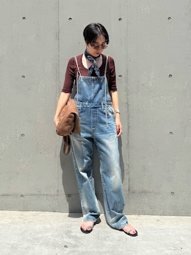 「Whim Gazette（ウィムガゼット）のプリントバンダナ（バンダナ/スカーフ、ブルー系）」を使った、AZUMIさん（レディース・160cm）の春コーディネート
