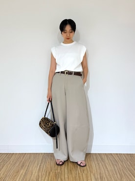 「アイテム（バッグ、イエロー系）」を使った、AZUMIさん（レディース・160cm）の夏コーディネート