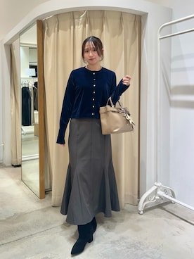「アイテム（カーディガン/ボレロ）」を使った、おしらさん（レディース・160cm）の秋コーディネート