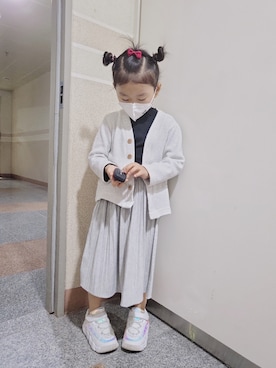 「FILA（フィラ）のアイテム（シューズ）」を使った、moonさん（キッズ・100cm）の春コーディネート
