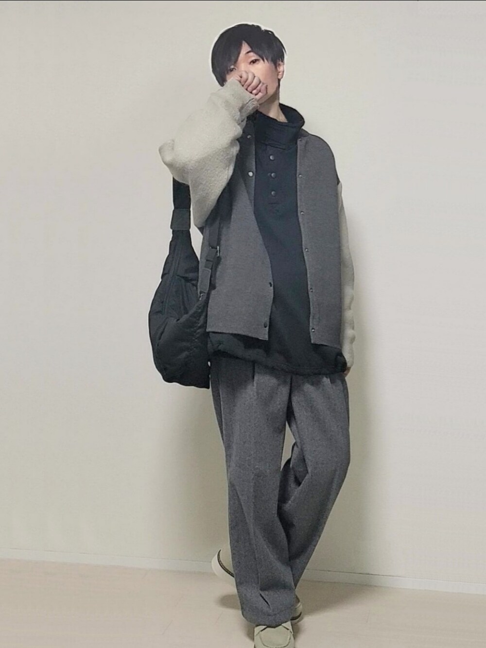 DouDou（ドゥドゥ）の「【一部WEB限定カラー】二ットスタジャン