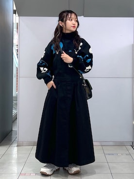 「MILKFED.（ミルクフェド）のSQUARE BAG（ショルダーバッグ）」を使った、レイナさん（レディース・154cm）の冬コーディネート