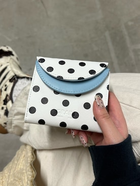 「GRAIN（グレイン）の【GRAIN/グレイン】二つ折りバイカラーウォレット（財布、ホワイト系）」を使った、oairidaoさん（レディース・166cm）の春コーディネート