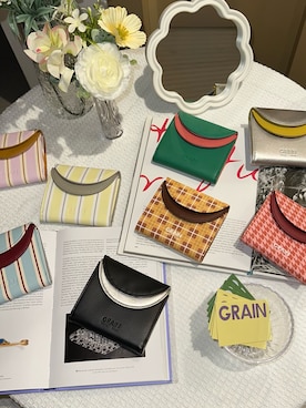 「GRAIN（グレイン）の【GRAIN/グレイン】二つ折りバイカラーウォレット（財布、イエロー系）」を使った、oairidaoさん（レディース・166cm）の春コーディネート