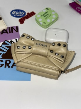 「GRAIN（グレイン）の【GRAIN/グレイン】三つ折りスタッズリボンウォレット（財布、ベージュ系）」を使った、oairidaoさん（レディース・166cm）の秋コーディネート