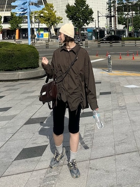 「GRAIN（グレイン）の【GRAIN/グレイン】くしゅくしゅ2WAYミニBAG（トートバッグ、ブラウン系）」を使った、oairidaoさん（レディース・166cm）の秋コーディネート