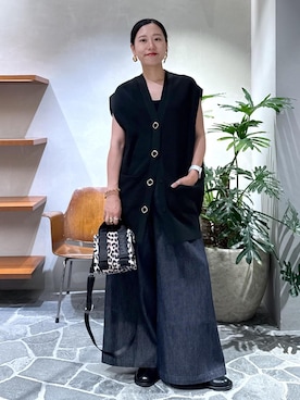 「アイテム（ベスト）」を使った、KUBOTAさん（レディース・159cm）の夏コーディネート