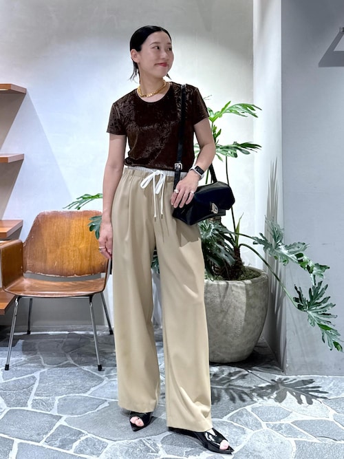 期間限定お値下げ！ADAM ET ROPE' メタルモチーフショルダーバッグ ADAM ET ROPE'（アダムエロペ）の「メタルモチーフショルダー