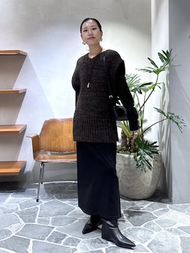 「ADAM ET ROPE'（アダムエロペ）の2WAYムリネニットベスト（ベスト）」を使った、KUBOTAさん（レディース・159cm）の秋コーディネート