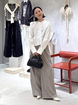 「EMOELLE（エモエレ）のアイテム」を使った、KUBOTAさん（レディース・159cm）の秋コーディネート