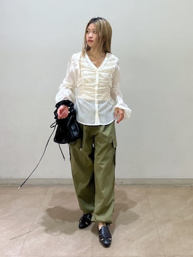 「FREE'S MART（フリーズマート）のアイテム（スリッポン）」を使った、shioさん（レディース・153cm）の春コーディネート
