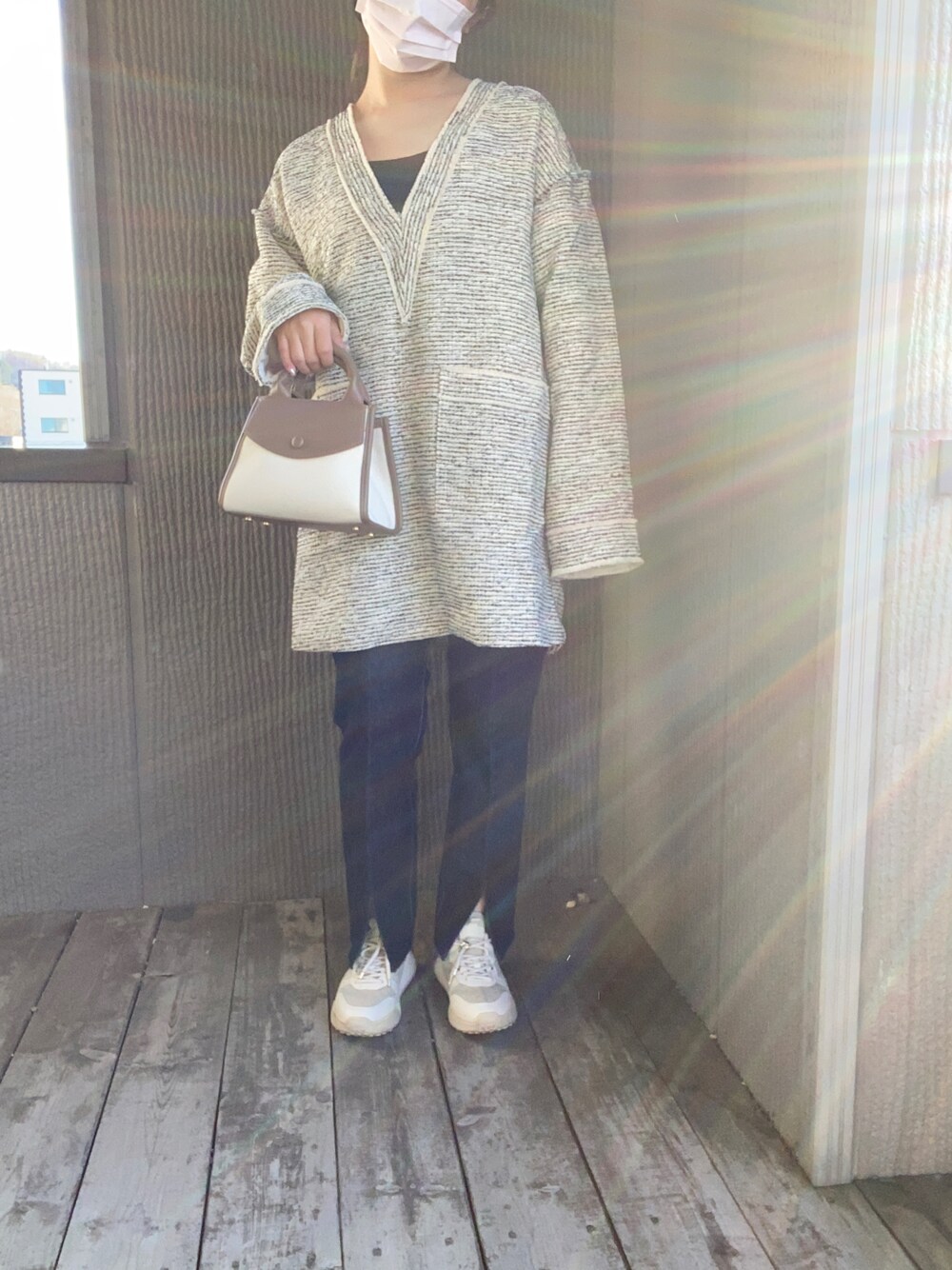 「オトナカジュアル、休日コーデ、大人かわいい、おしゃれさんと繋がりたい、シンプルスタイル、いいね、save、フォローお願いします🤑、ゆるコーデ、いいね返し、骨格ストレート」｜「mysticのツイードVプルオーバー（その他トップス、ベージュ系）」を使った、miroro さん（レディース・148cm）の秋コーディネートの1枚目の写真