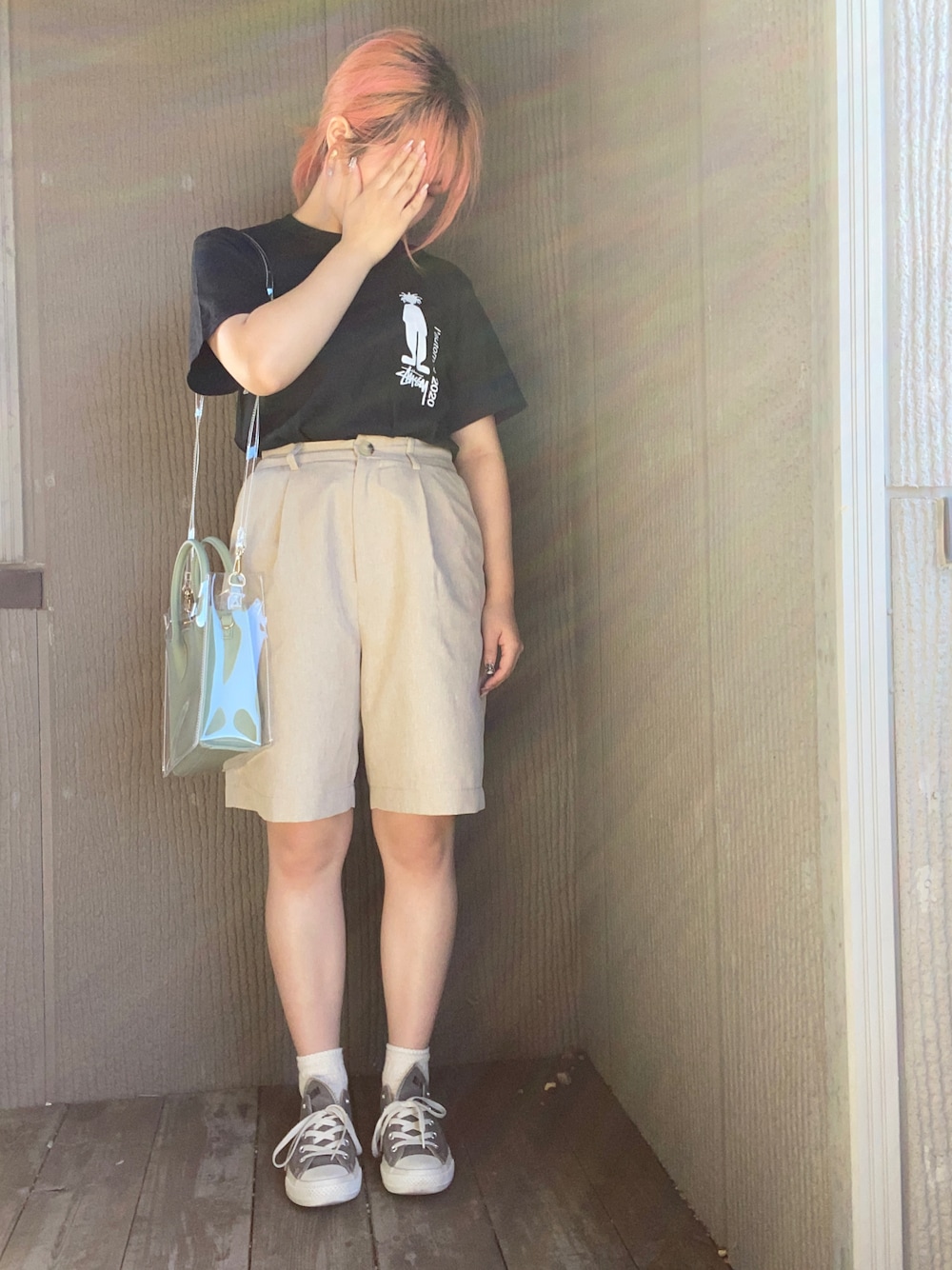 「夏コーデ、楽チンコーデ、カジュアルコーデ、クリアバッグ、stussy、スニーカーコーデ、ootd、低身長、低身長女子、おしゃれさんと繋がりたい、いいね、save、フォローお願いします🤑、いいね返し、フォローミー、ハーフパンツ、ストリート」｜「STUSSYのSTUSSY/ステューシー DELUSION PIG. DYED TEE 半袖Tシャツ（Tシャツ/カットソー、ブラック系）」を使った、miroro さん（レディース・148cm）の夏コーディネートの1枚目の写真
