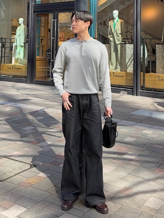 「LURAKU（ルラク）の【LURAKU】Semi-flared Rigid Denim / LURAKU セミフレアリジットデニム（デニムパンツ）」を使った、Asuさん（メンズ・178cm）の春コーディネート