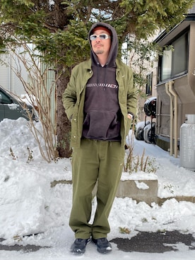 NIKEのジャケット/アウター（グリーン系）を使った人気ファッション